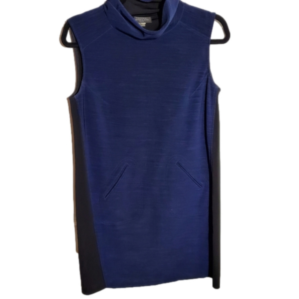 Tahari cowl neck sucba material feel dress